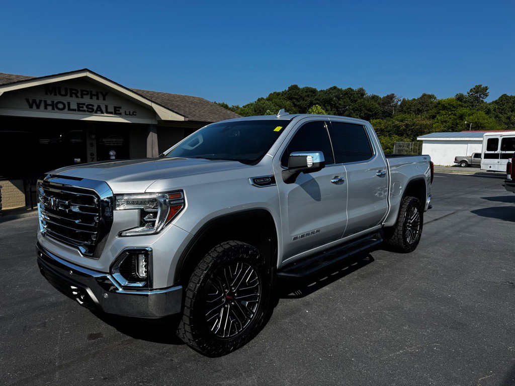 2019 GMC Sierra Image 2