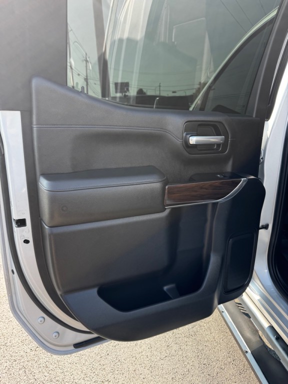 2019 GMC Sierra Image 18