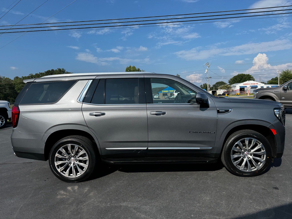 2021 GMC Yukon Image 6