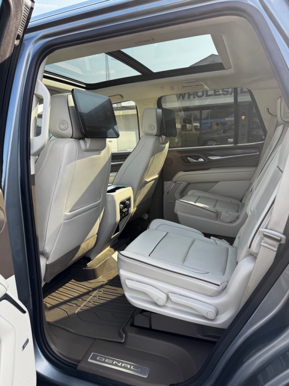 2021 GMC Yukon Image 15