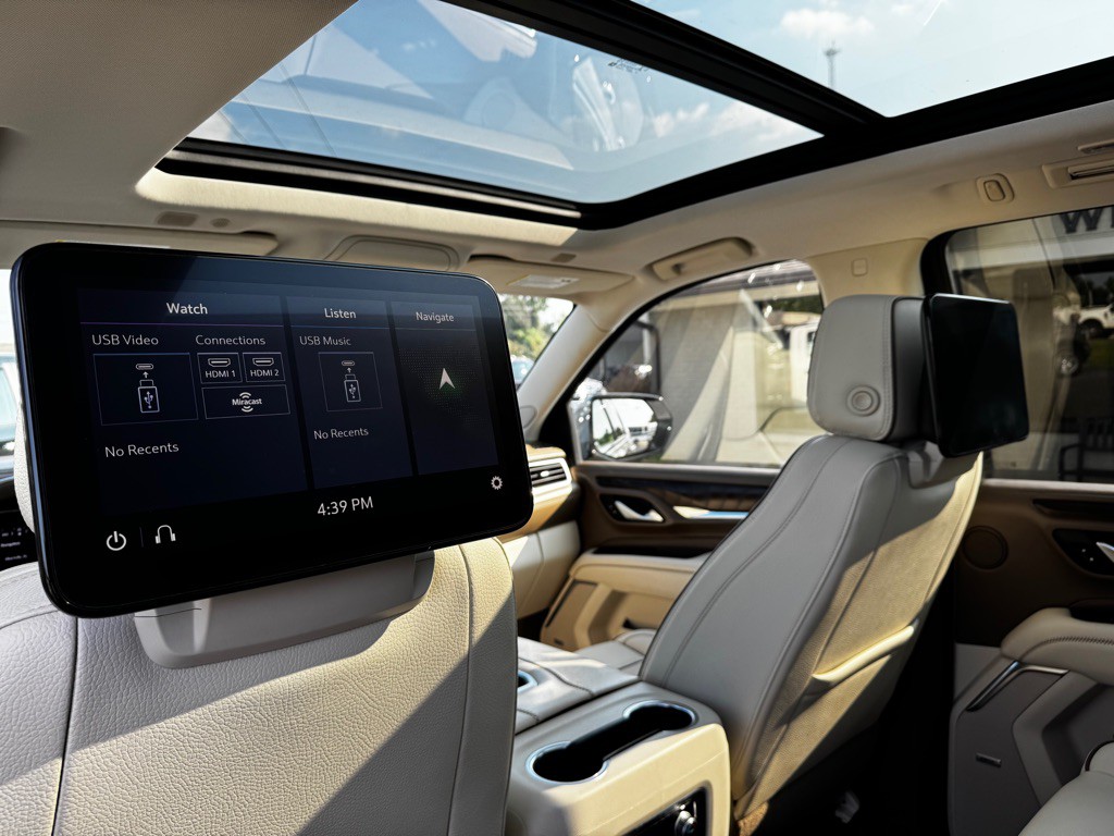 2021 GMC Yukon Image 17