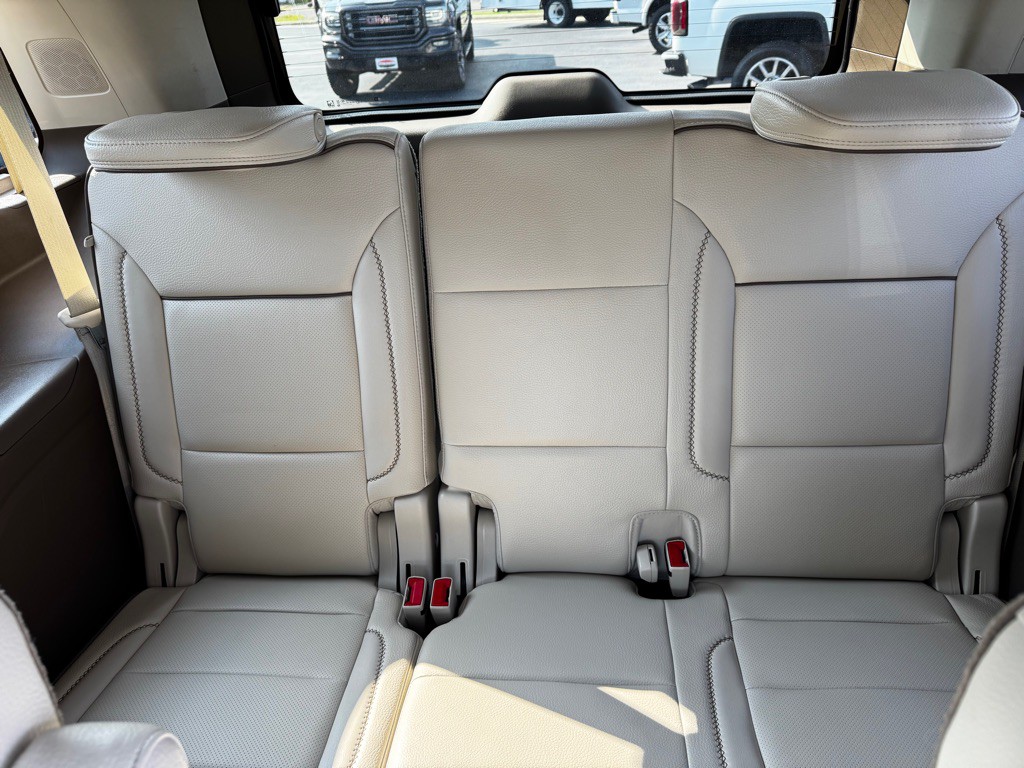 2021 GMC Yukon Image 18