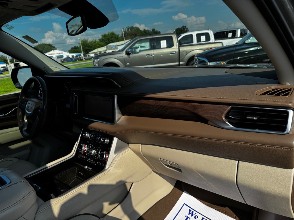 2021 GMC Yukon Image 24