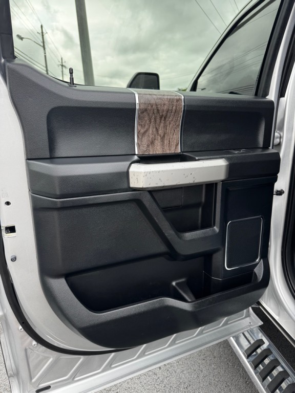 2018 Ford F-250 Image 17