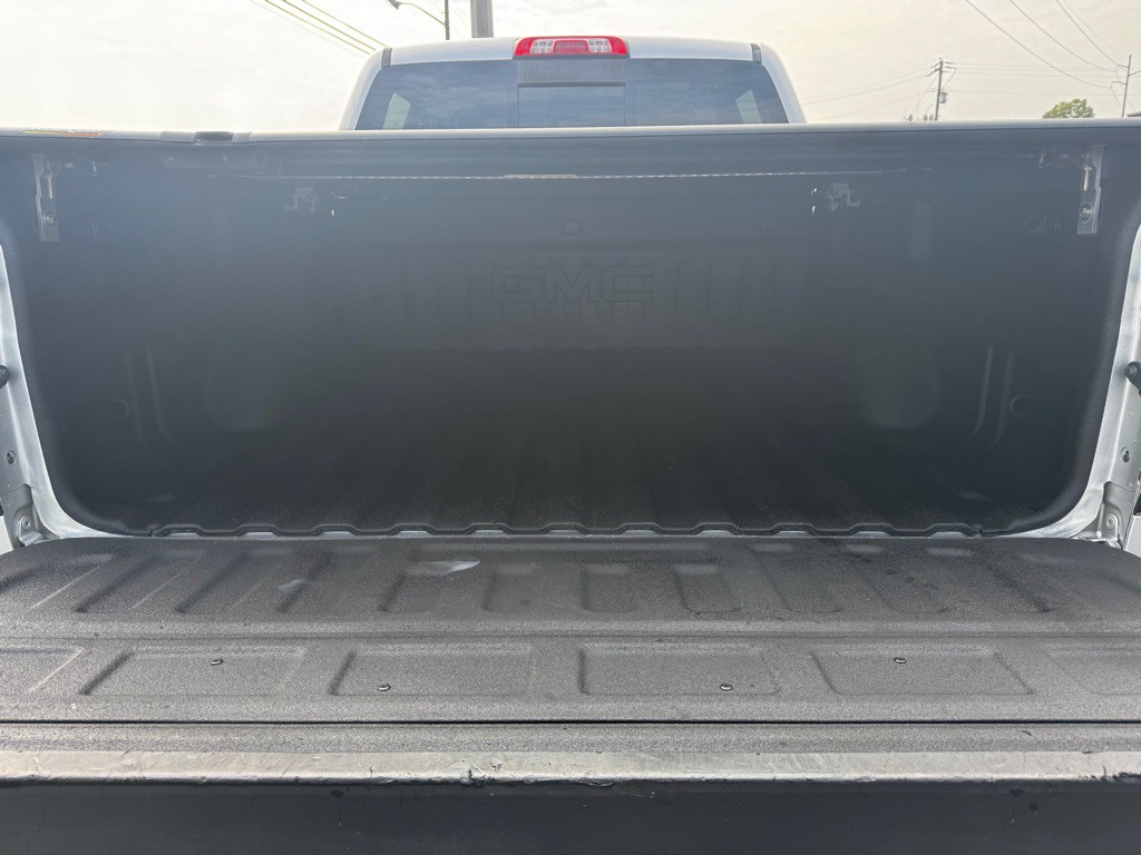 2017 GMC Sierra Image 5