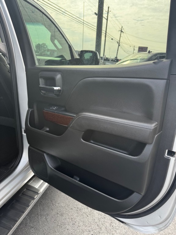 2017 GMC Sierra Image 19