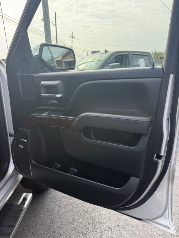 2017 GMC Sierra Image 23