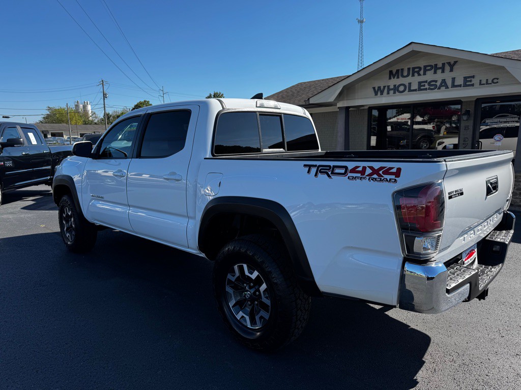 2016 Toyota Tacoma Image 3