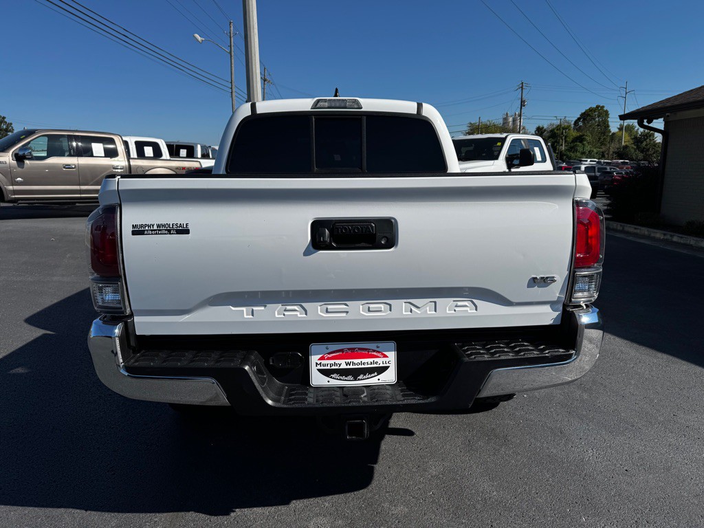 2016 Toyota Tacoma Image 4