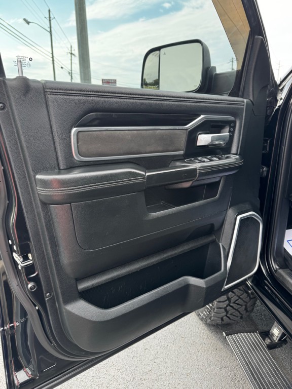 2021 RAM 2500 Image 16
