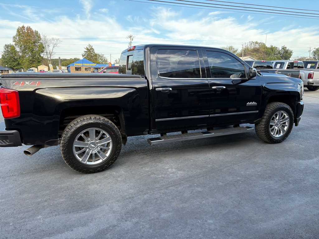 2018 Chevrolet Silverado 1500 Image 3