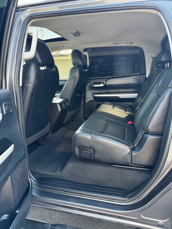 2016 Toyota Tundra Image 16