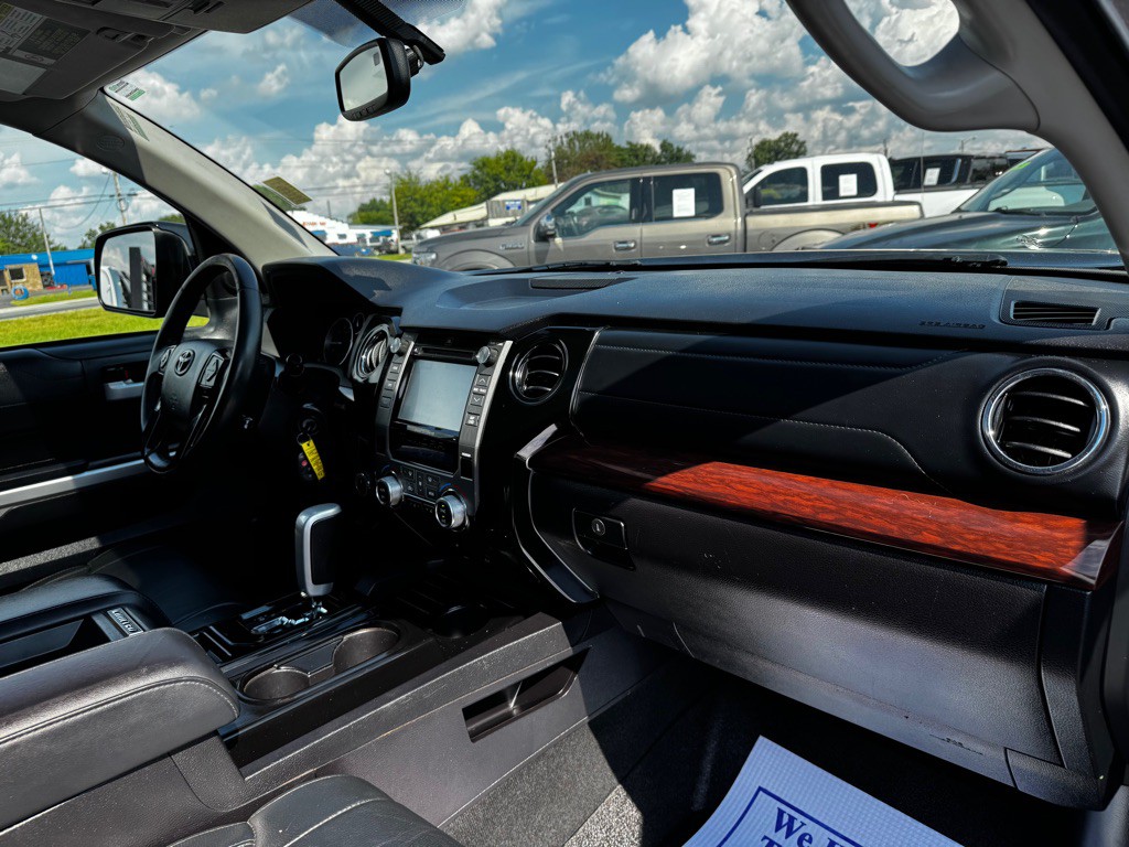 2016 Toyota Tundra Image 21