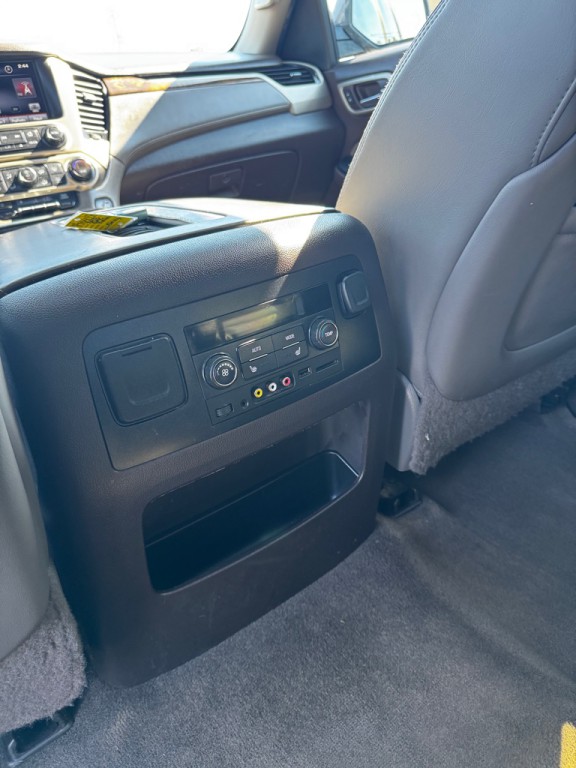2015 GMC Yukon Image 16