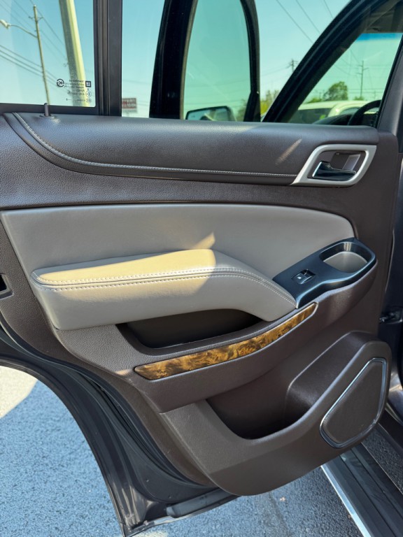 2015 GMC Yukon Image 17