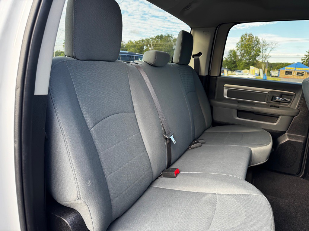 2016 RAM 2500 Image 19