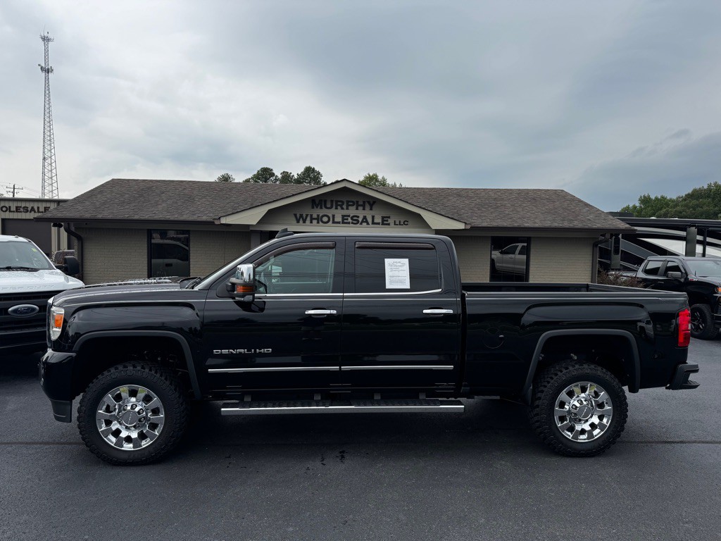2016 GMC Sierra Image 1