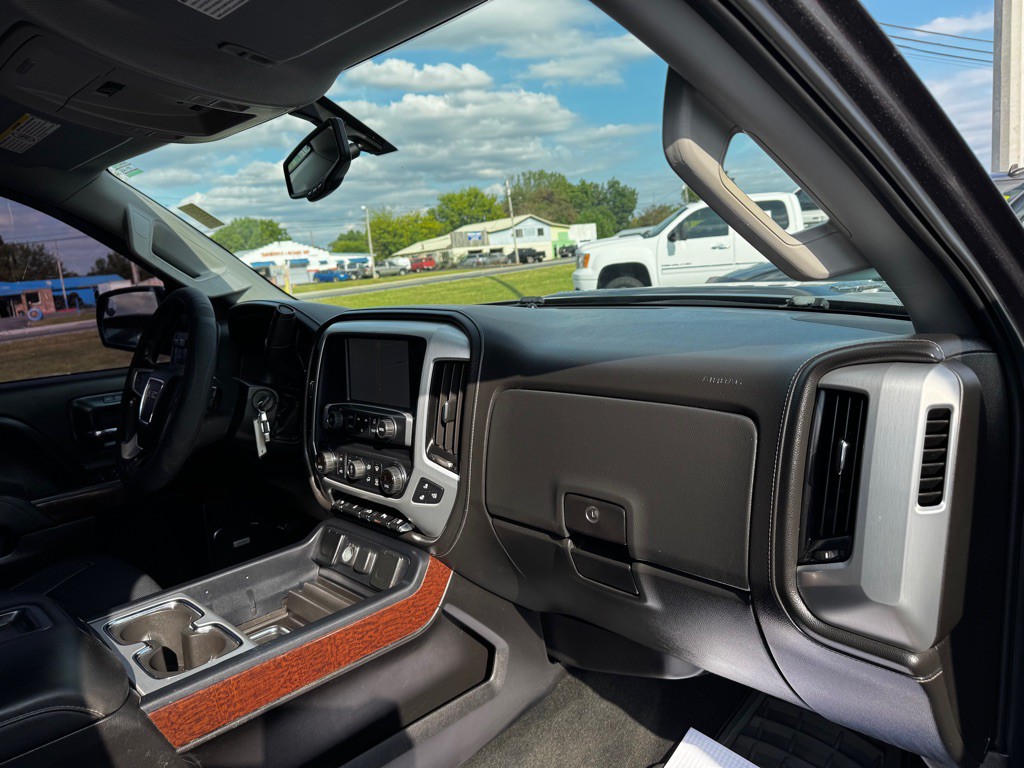 2015 GMC Sierra Image 21