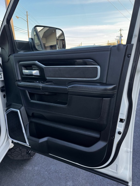 2020 RAM 2500 Image 25