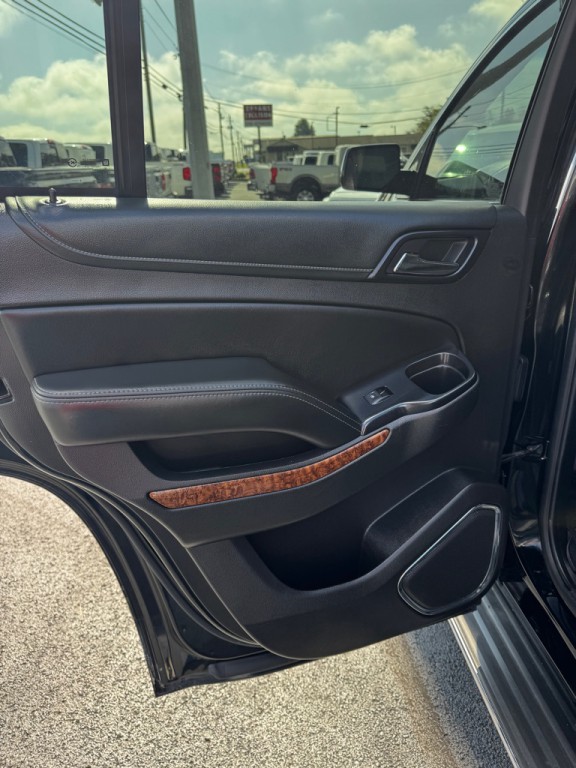 2016 Chevrolet Tahoe Image 17