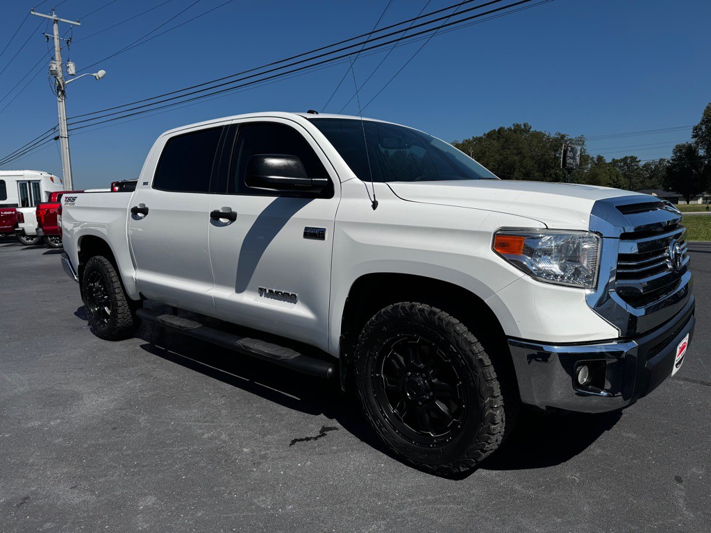 2016 Toyota Tundra Image 8