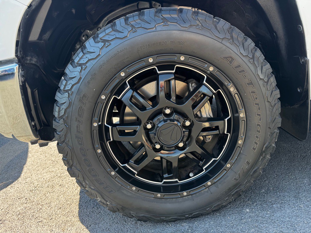 2016 Toyota Tundra Image 10