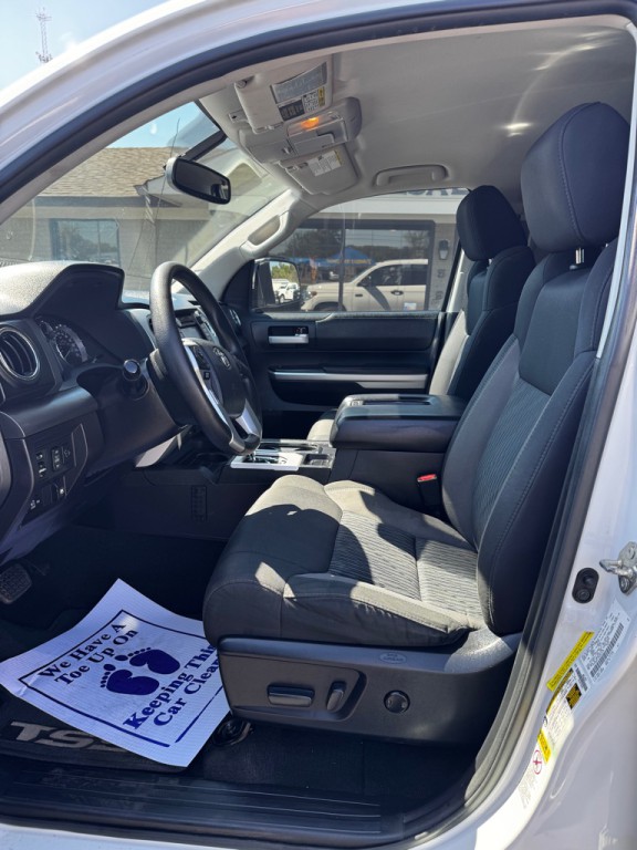 2016 Toyota Tundra Image 12