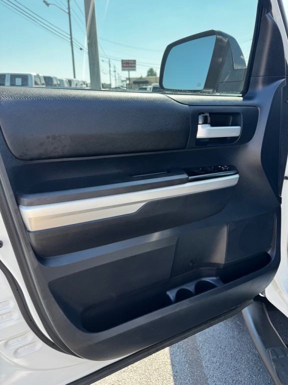 2016 Toyota Tundra Image 15