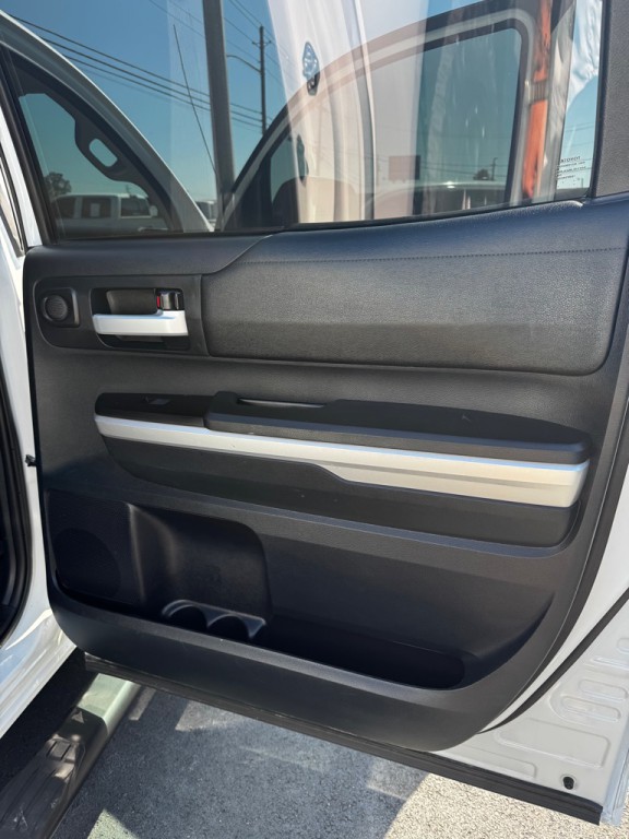2016 Toyota Tundra Image 20