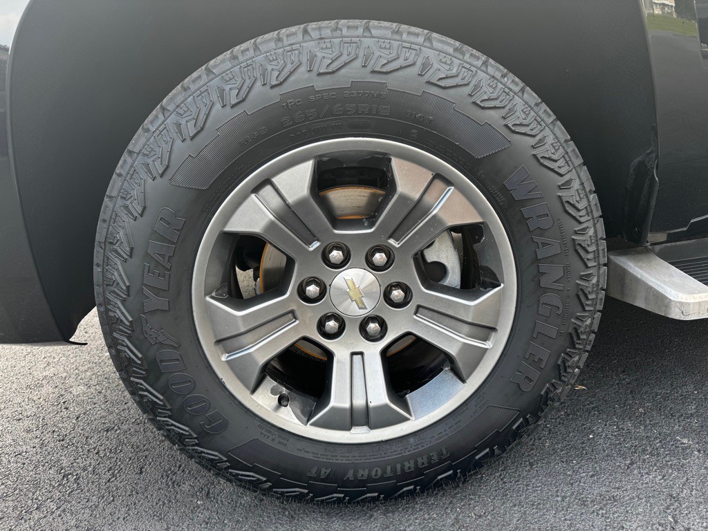 2017 Chevrolet Tahoe Image 9