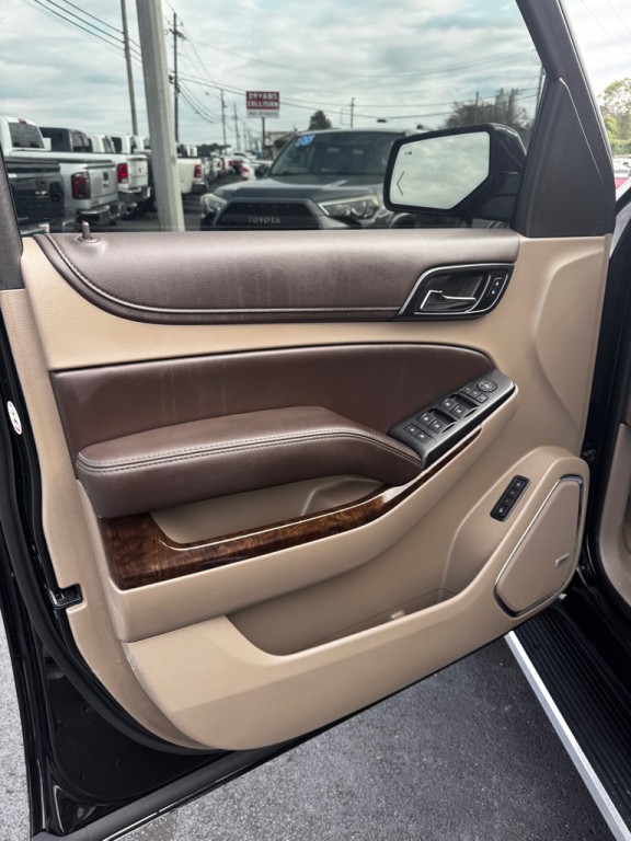 2017 Chevrolet Tahoe Image 14