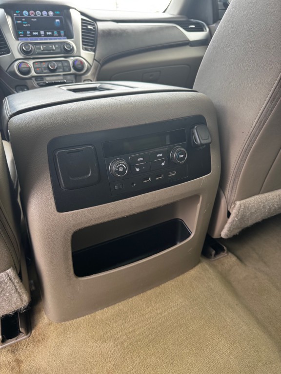 2017 Chevrolet Tahoe Image 16