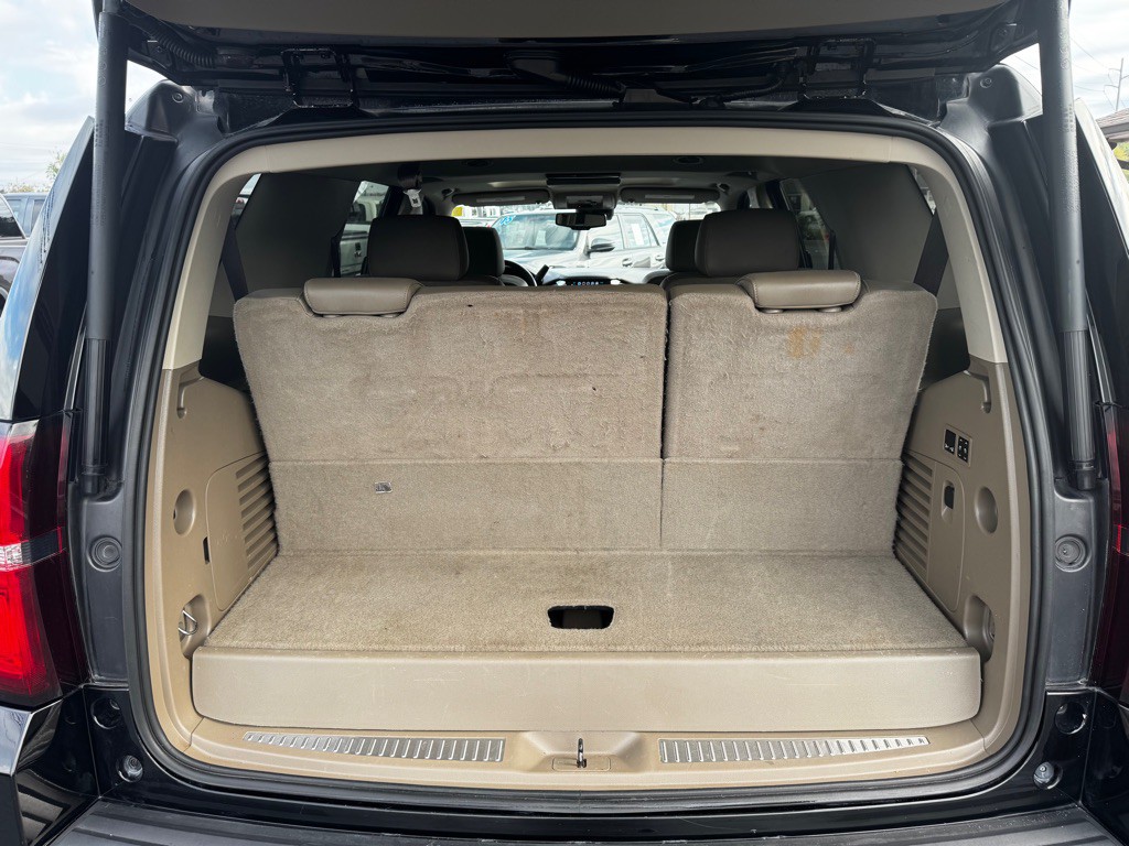 2017 Chevrolet Tahoe Image 18