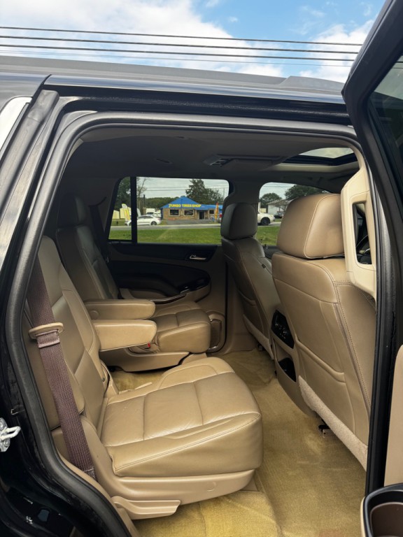 2017 Chevrolet Tahoe Image 19