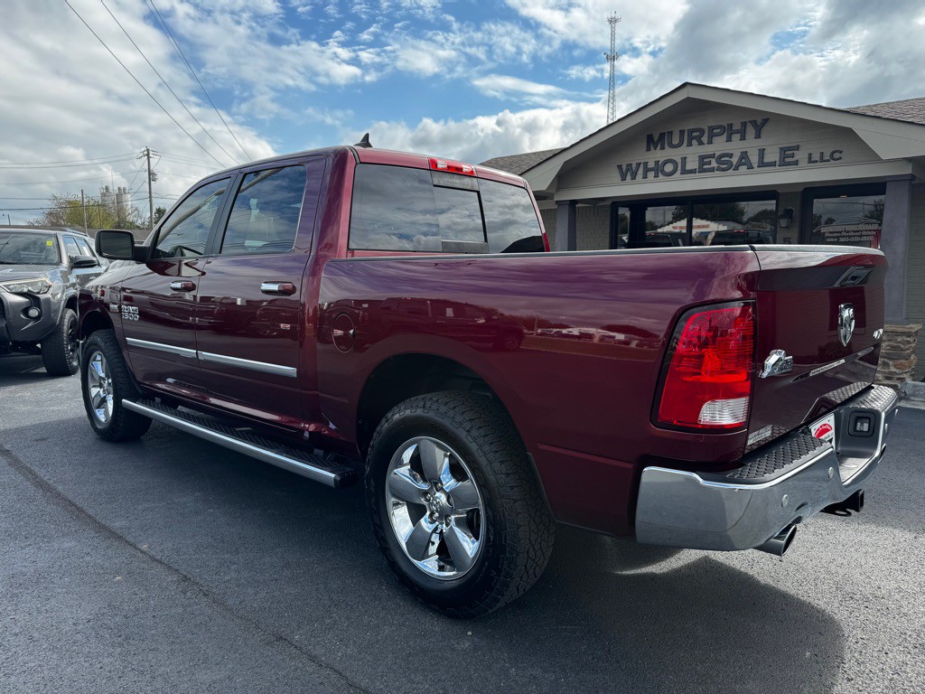 2018 RAM 1500 Image 3