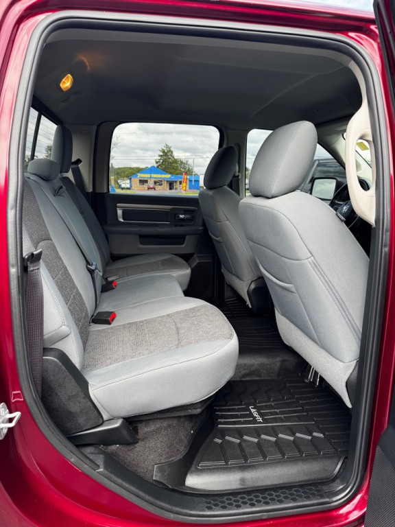 2018 RAM 1500 Image 18