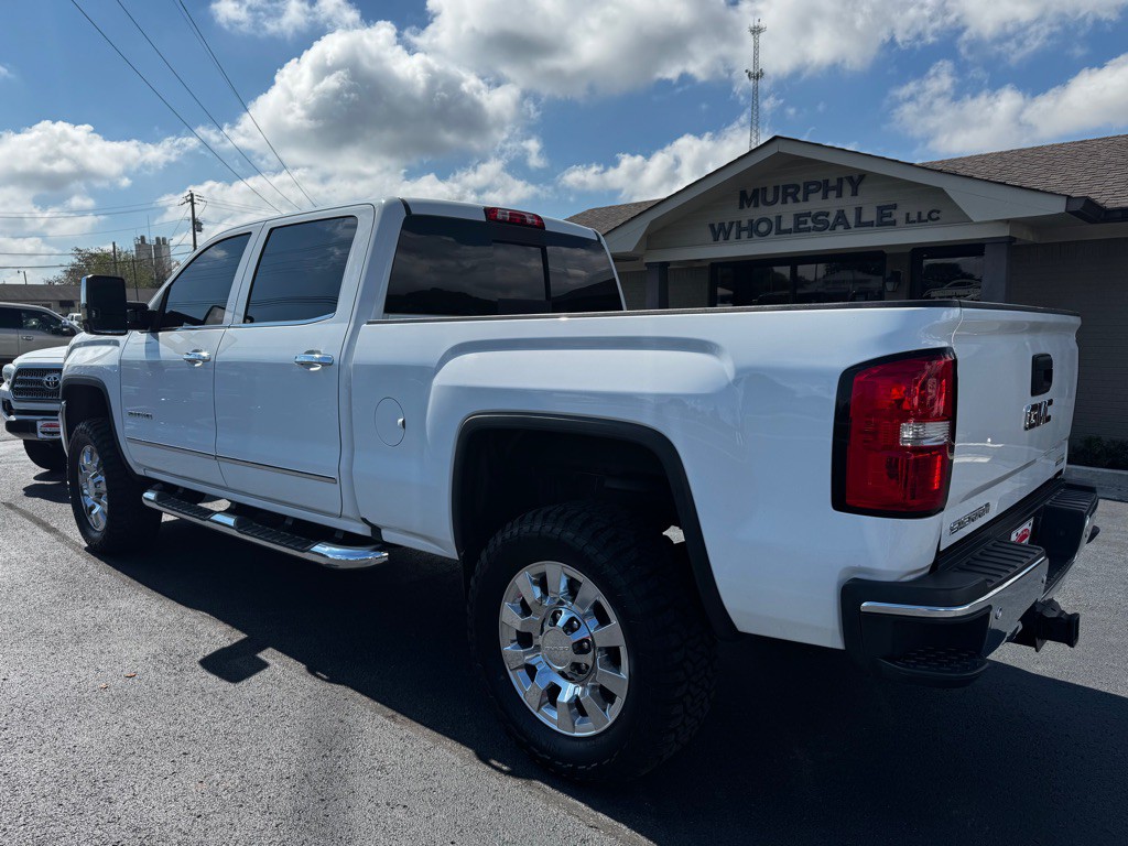 2018 GMC Sierra Image 3