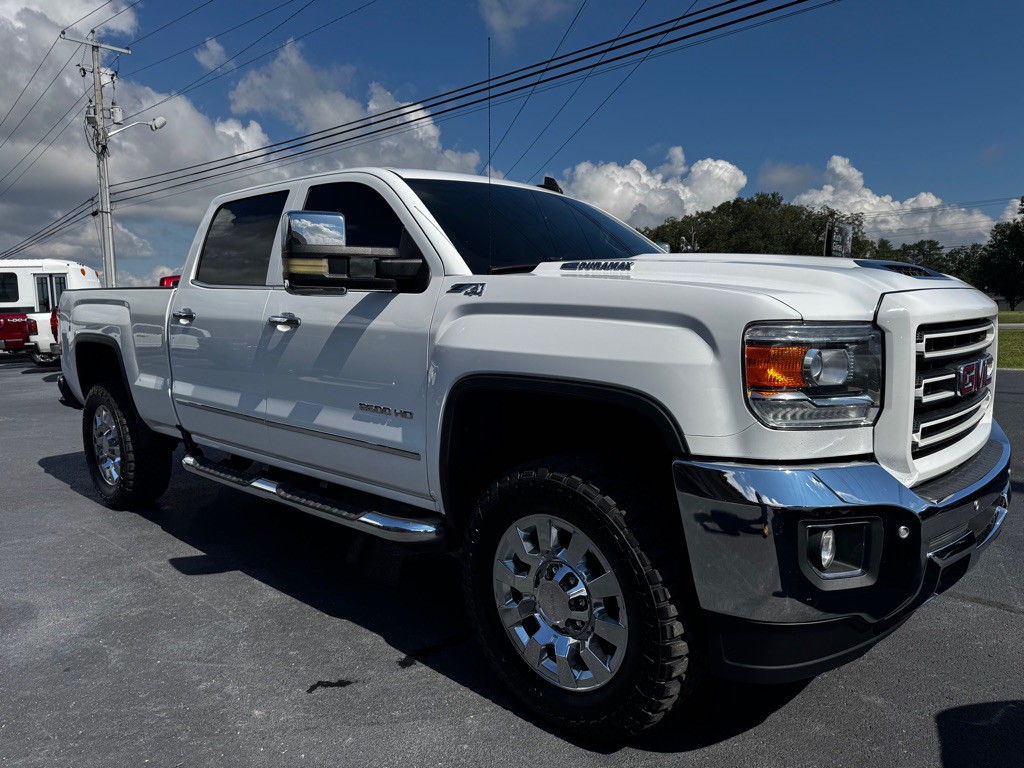 2018 GMC Sierra Image 8