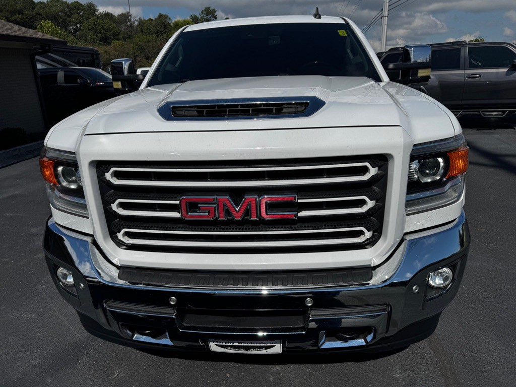 2018 GMC Sierra Image 9