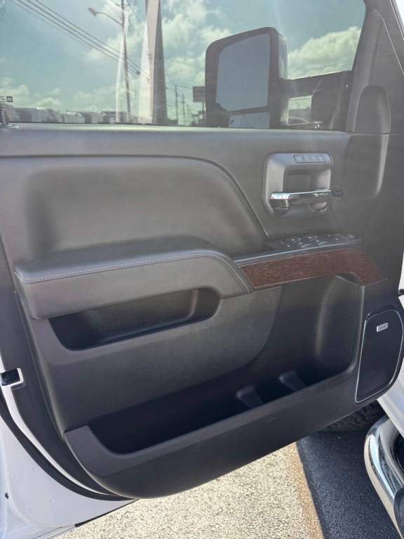 2018 GMC Sierra Image 15