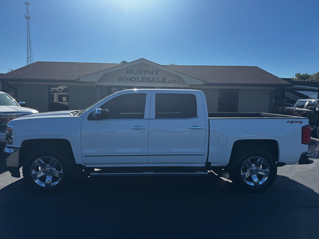 2017 Chevrolet Silverado 1500 Image 1