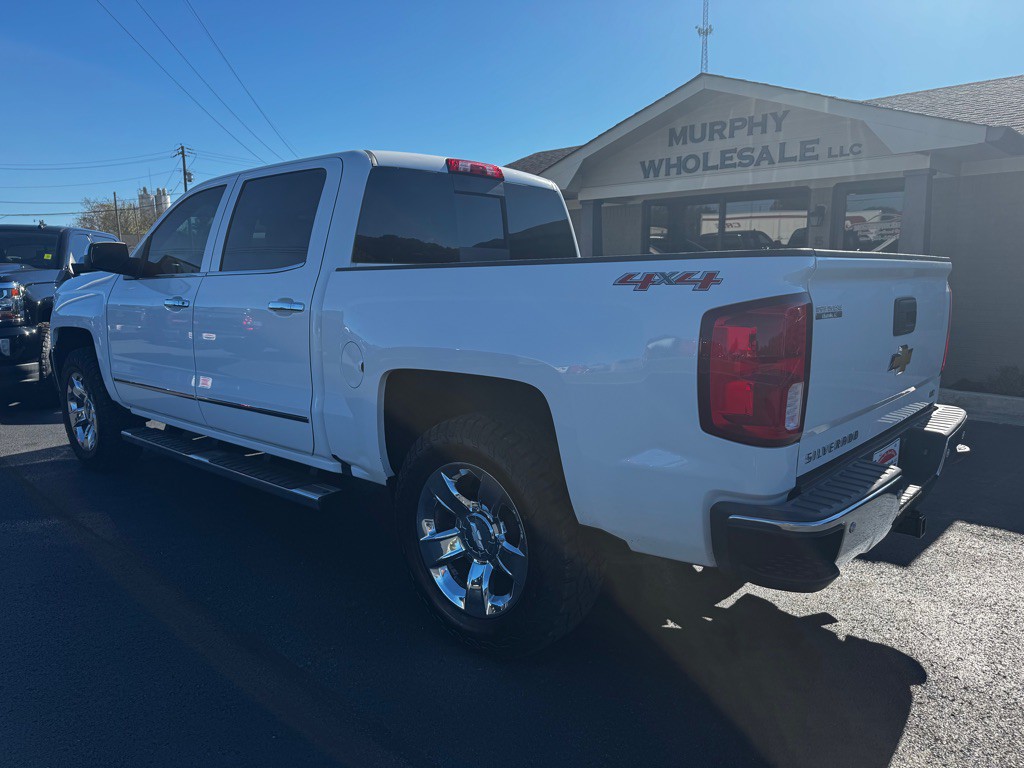 2017 Chevrolet Silverado 1500 Image 3