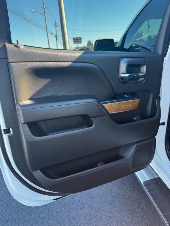2017 Chevrolet Silverado 1500 Image 17