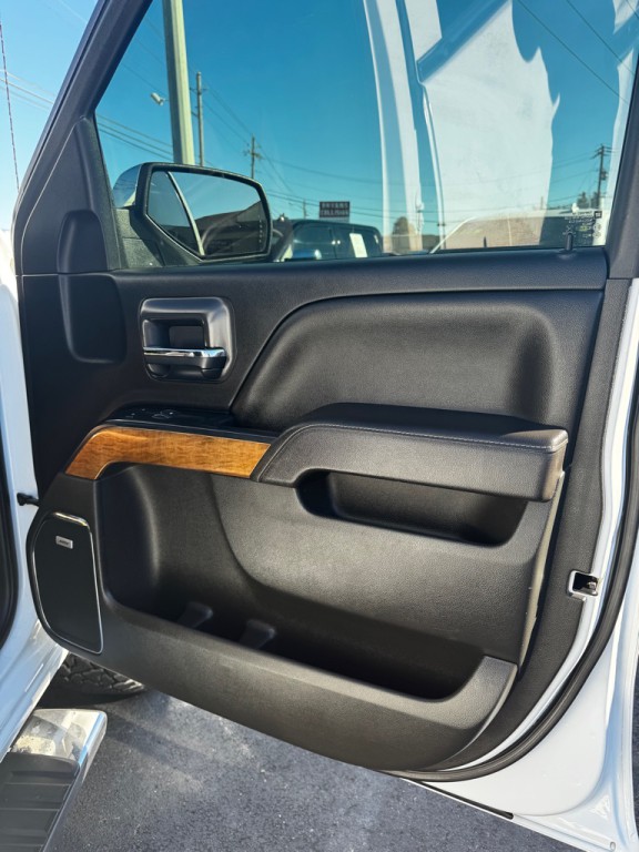 2017 Chevrolet Silverado 1500 Image 24
