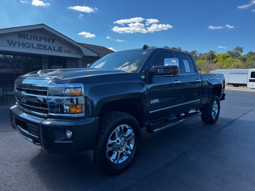 2018 Chevrolet Silverado 1500 Image 2