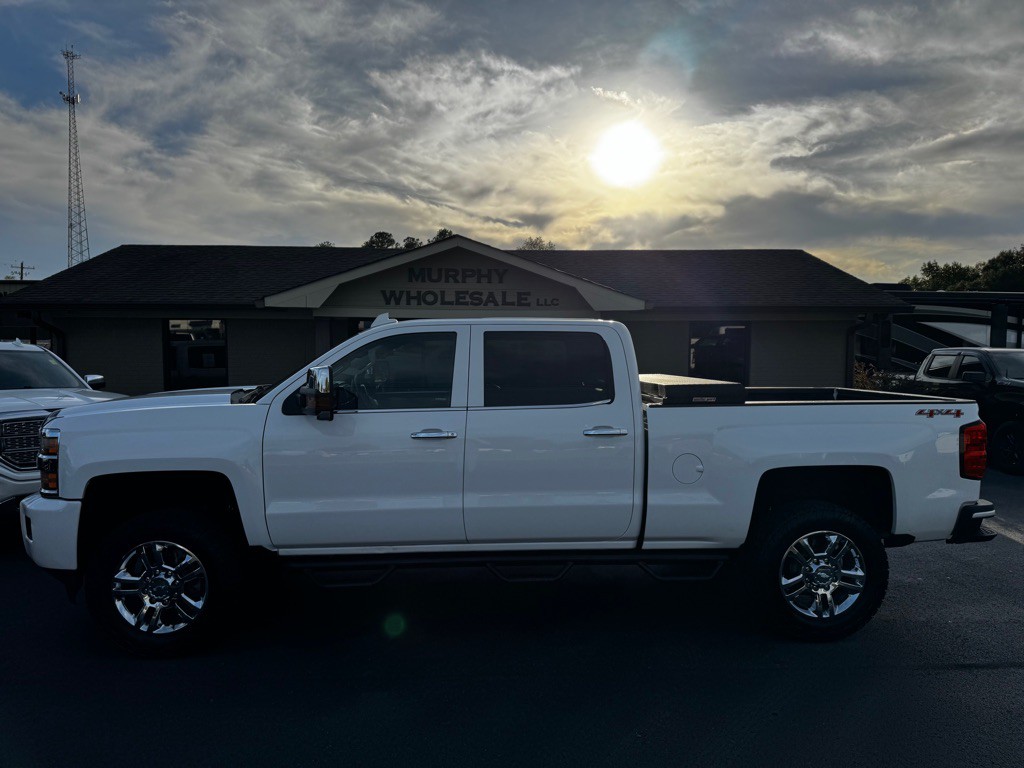 2015 Chevrolet Silverado 1500 Image 1