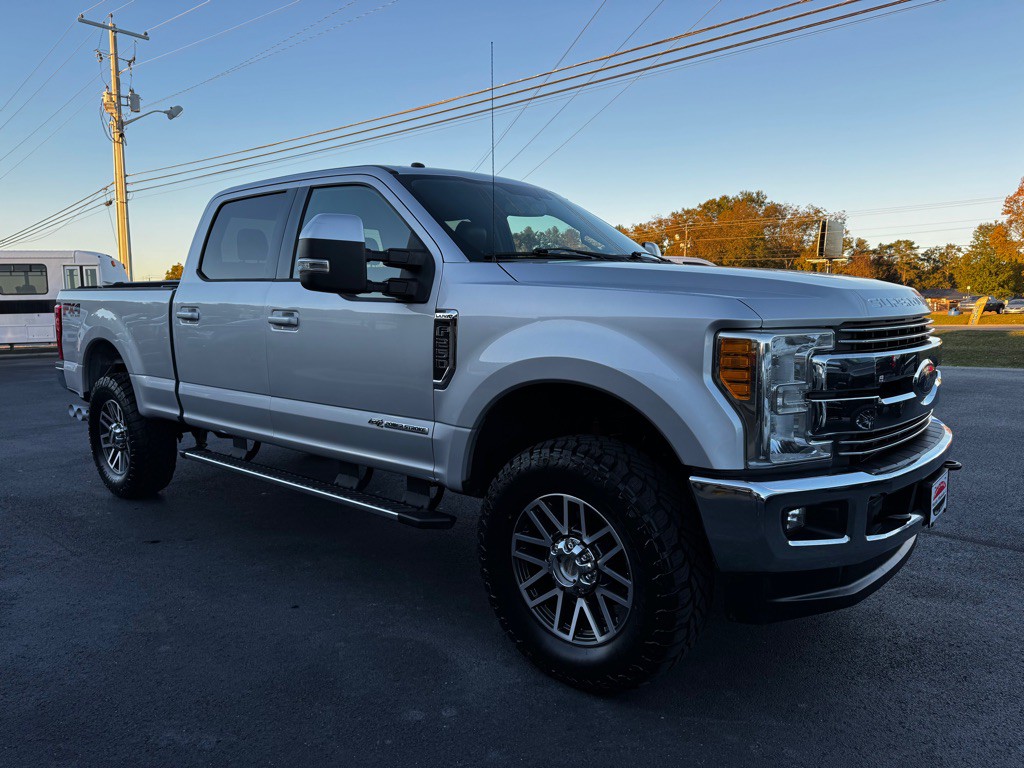 2017 Ford F-250 Image 9
