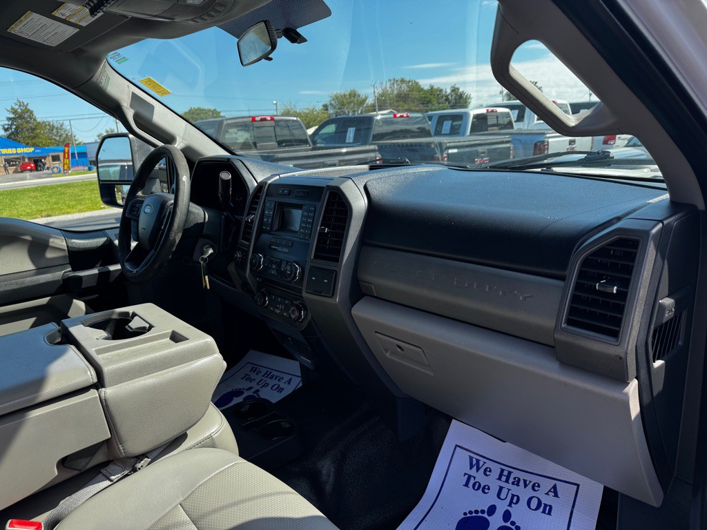 2018 Ford F-350 Image 21
