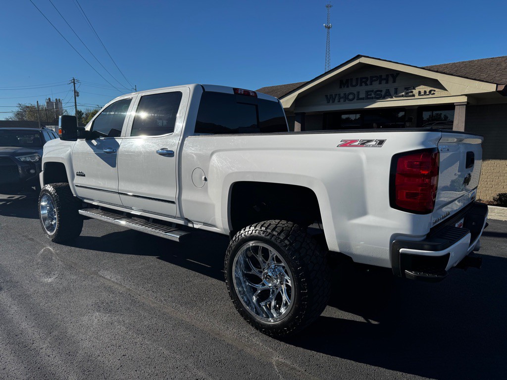 2018 Chevrolet Silverado 1500 Image 3
