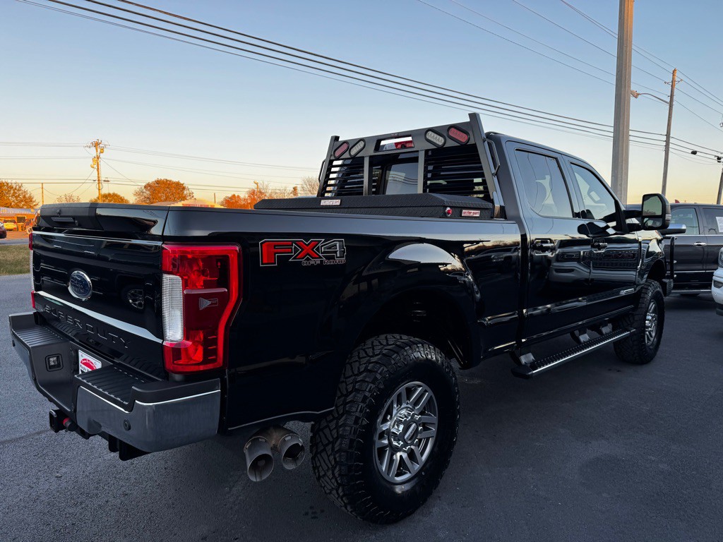 2017 Ford F-250 Image 6